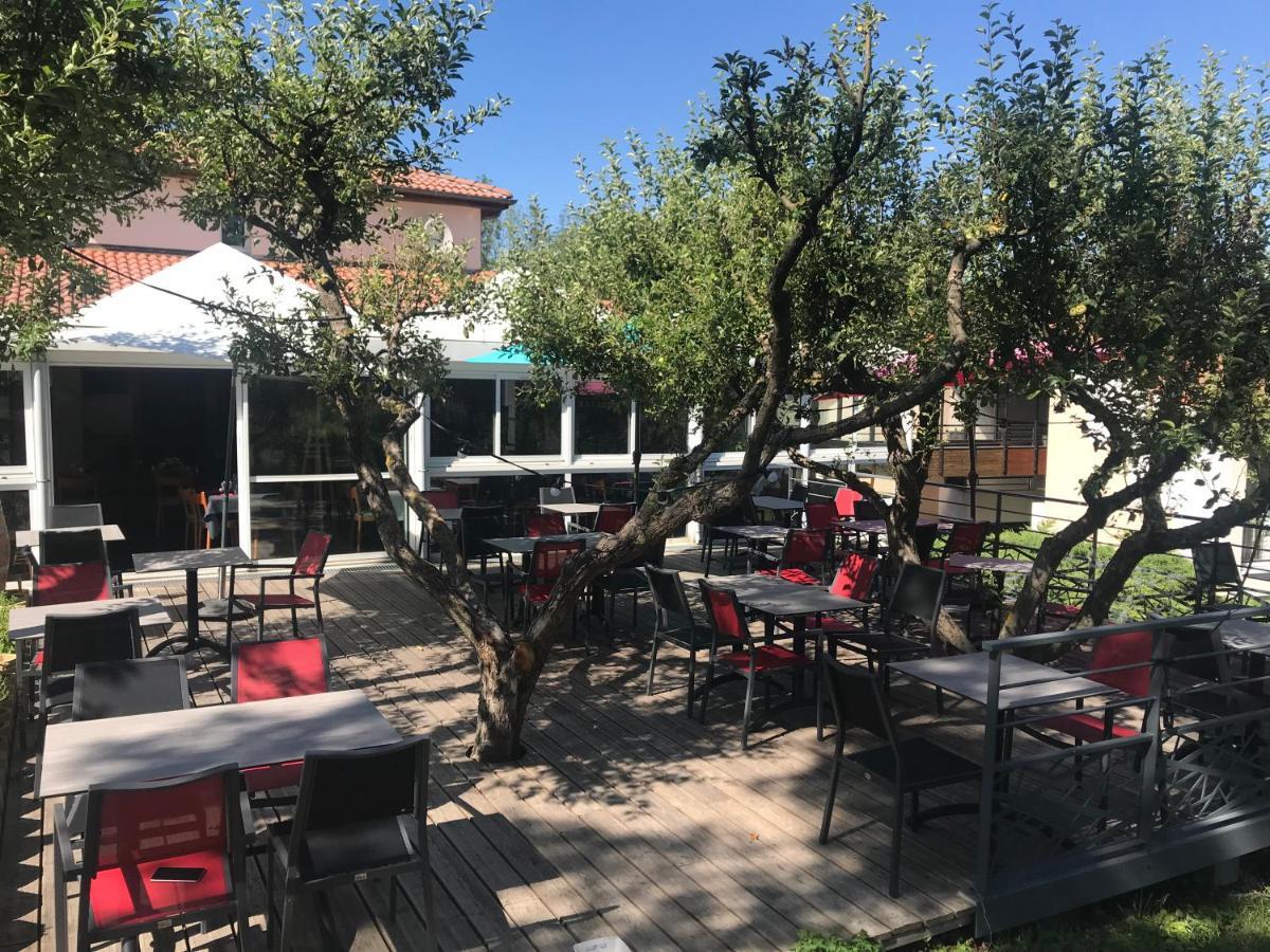 Hotel Restaurant L'Artiere Ceyrat Exterior foto